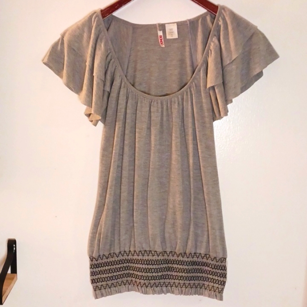 🌸Women's Scoop Neck Ruffle Tee